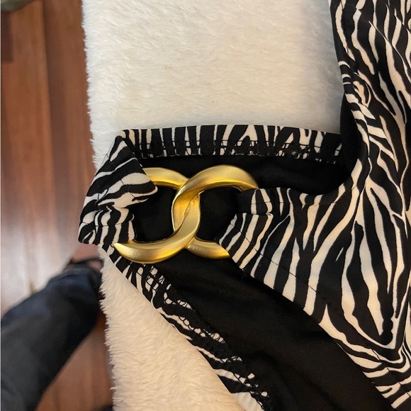 Bisou Bisou Black and White Swimsuit - Picture 5 of 7